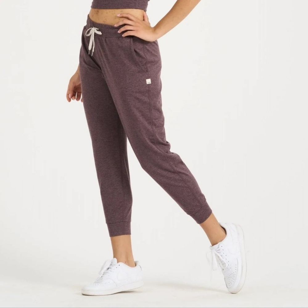 Vuori Women's Performance Jogger Dreamknit Pants Purple Smoked Plum Heather XS